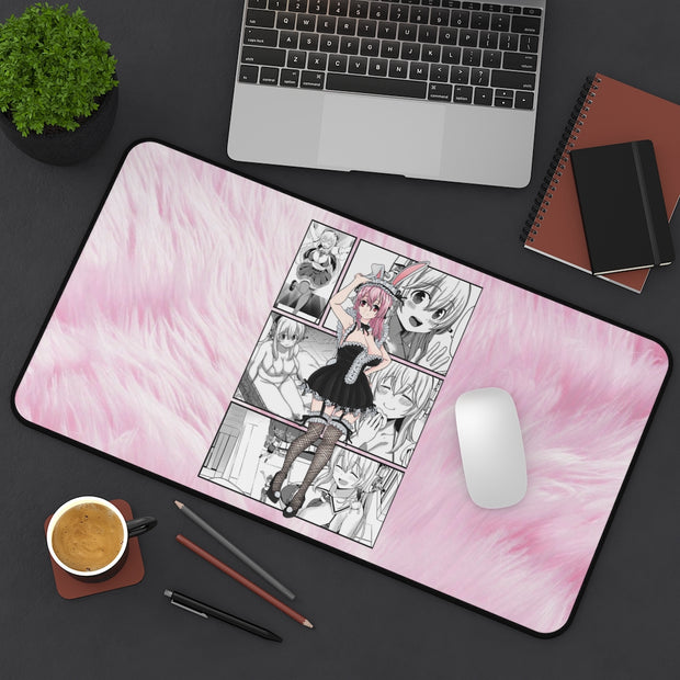 Super Sonico Desk Mat