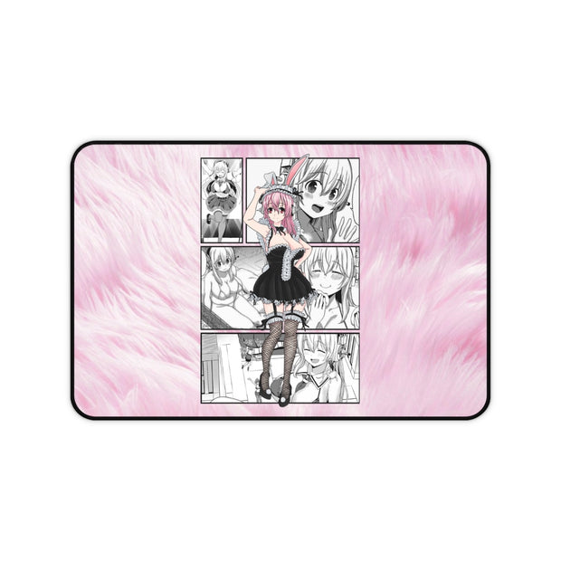 Super Sonico Desk Mat