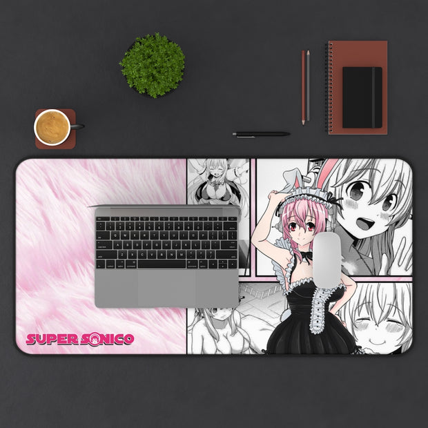 Super Sonico Desk Mat